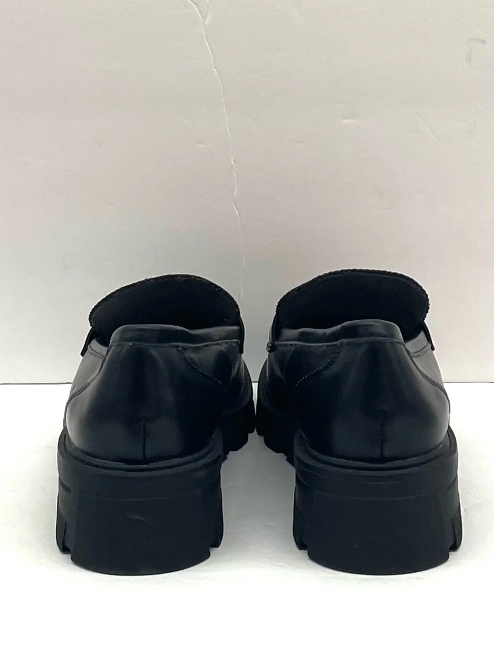 Crown Vintage chunky black loafers Sz 9
